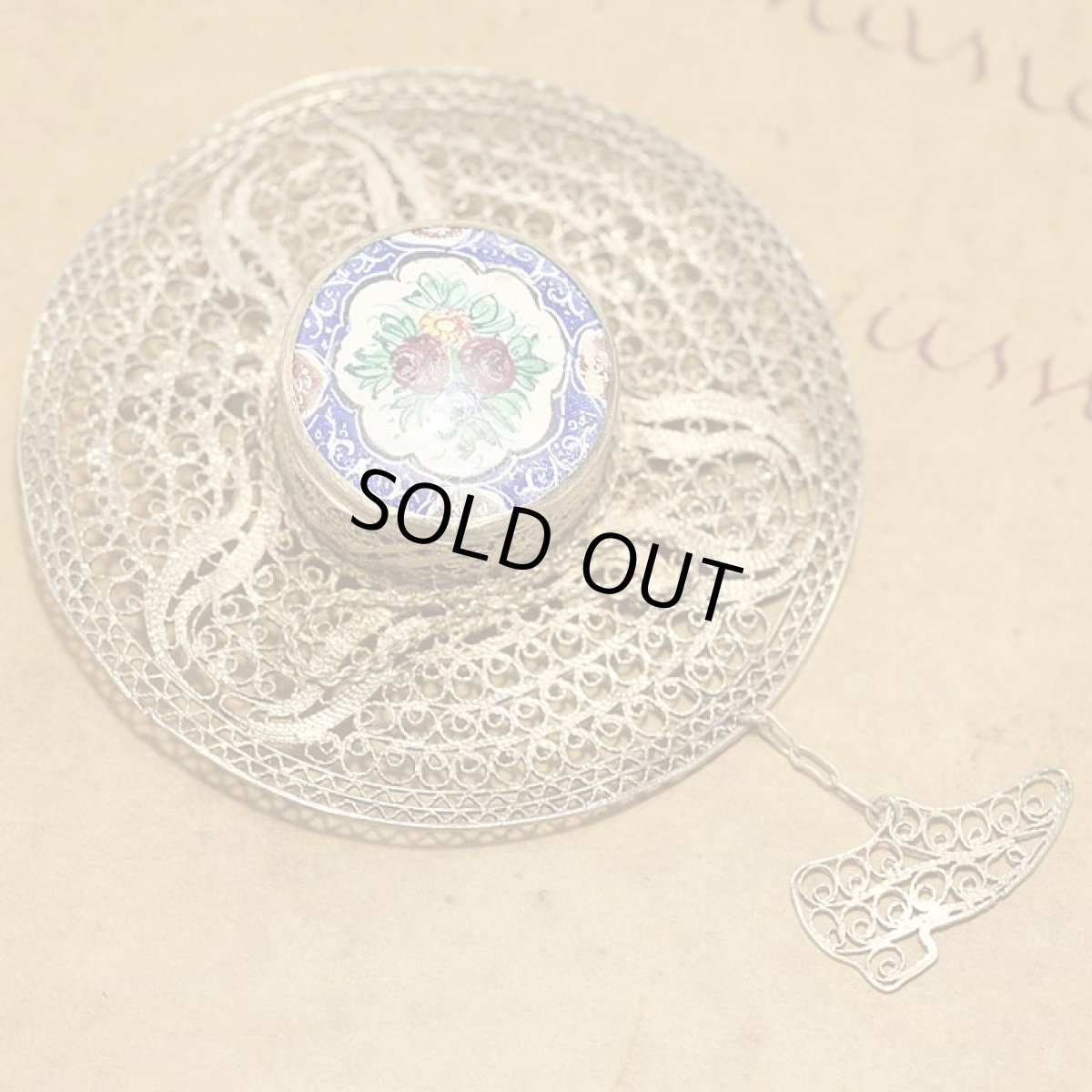 画像4: 〈イギリス〉1920sフィリグリー銀線細工ハンドペイント陶製ブローチ (4)