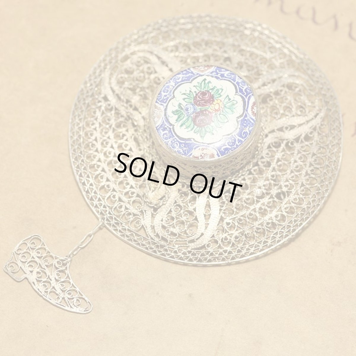 画像3: 〈イギリス〉1920sフィリグリー銀線細工ハンドペイント陶製ブローチ (3)