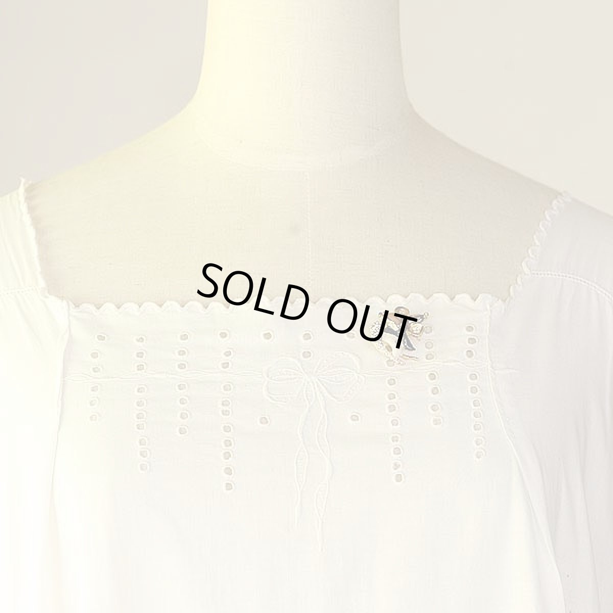 画像2:   〈英国〉1970年代 スキーをするネズミのブローチ  (2)