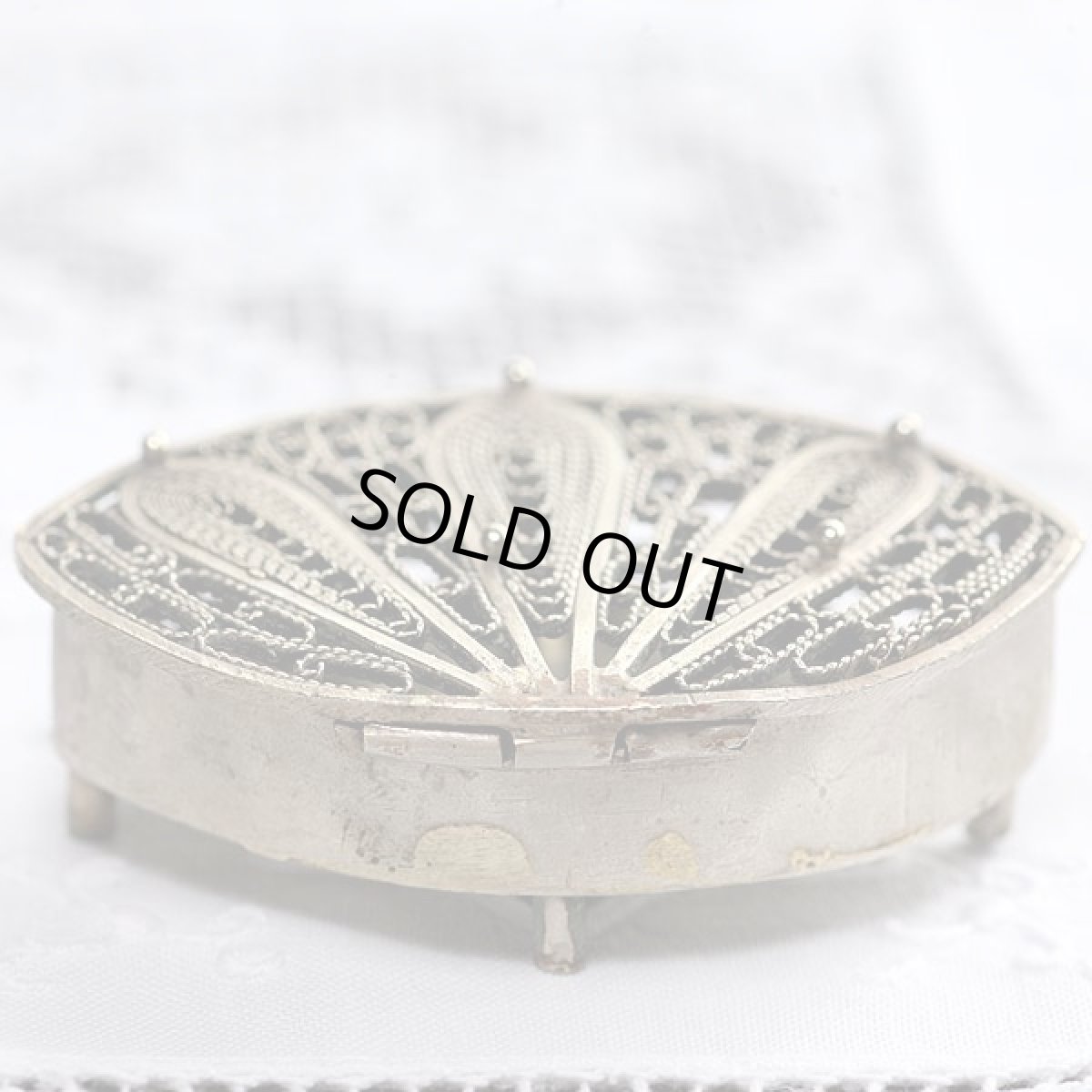 画像5: 〈英国銀器〉1940年代 繊細なフィリグリー細工のケース (5)