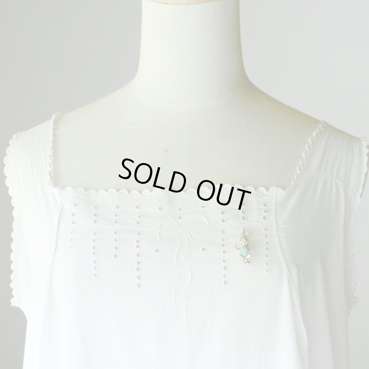 画像2: イギリス1960-70年代 陽気なジェリーベリーラビットブローチ (2)