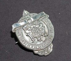 画像4: 1928年バーミンガム 純銀 ホールマーク 紋章アンティークジュエリーブローチ (4)
