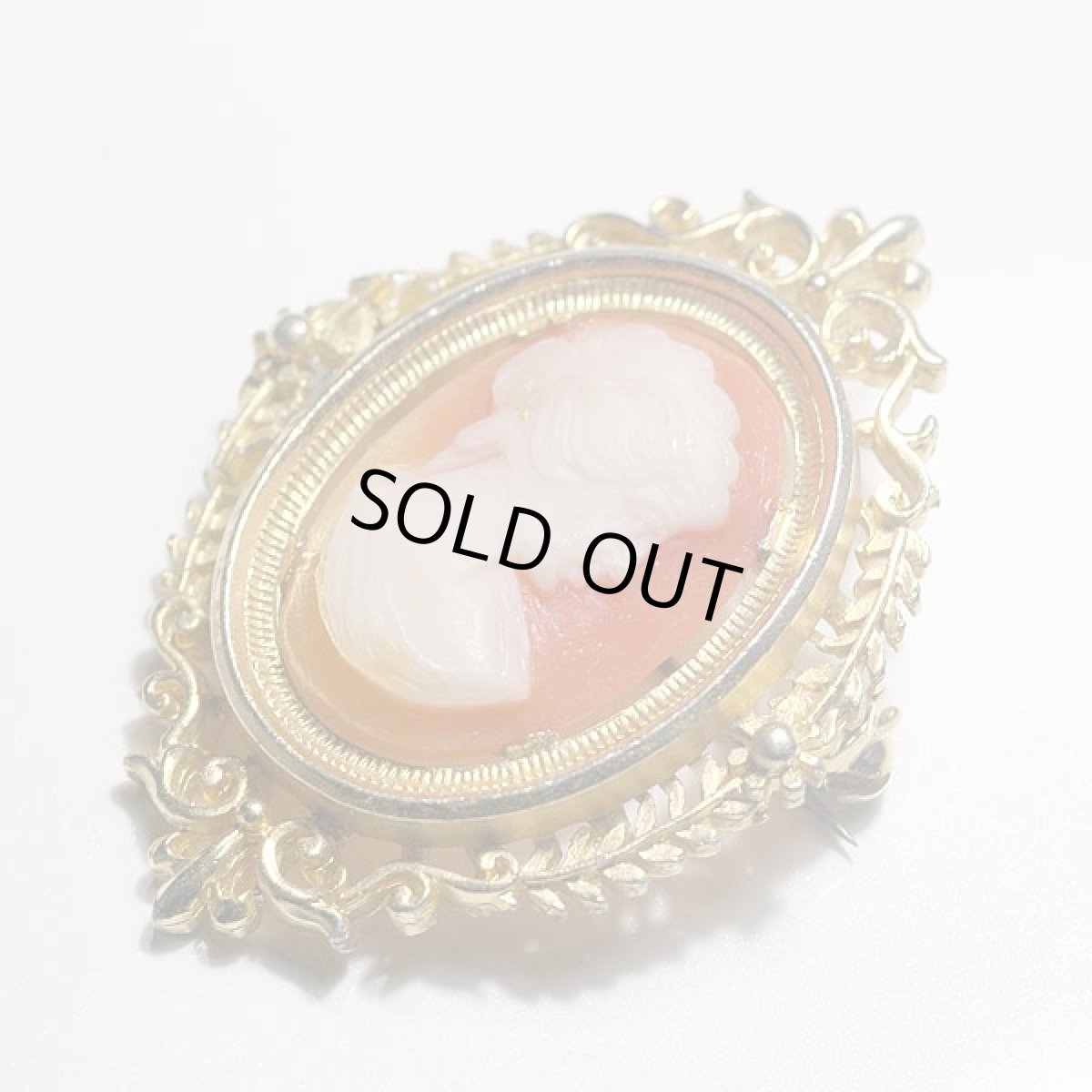 画像6: 〈Exquisite 〉英国1950年代 美しいコスチュームジュエリー カメオブローチ (6)