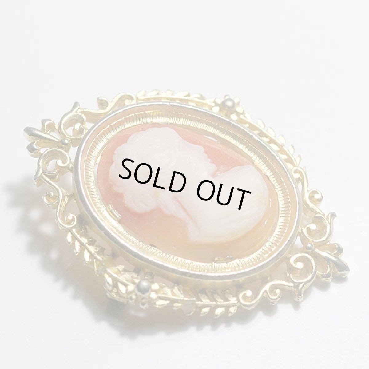 画像5: 〈Exquisite 〉英国1950年代 美しいコスチュームジュエリー カメオブローチ (5)