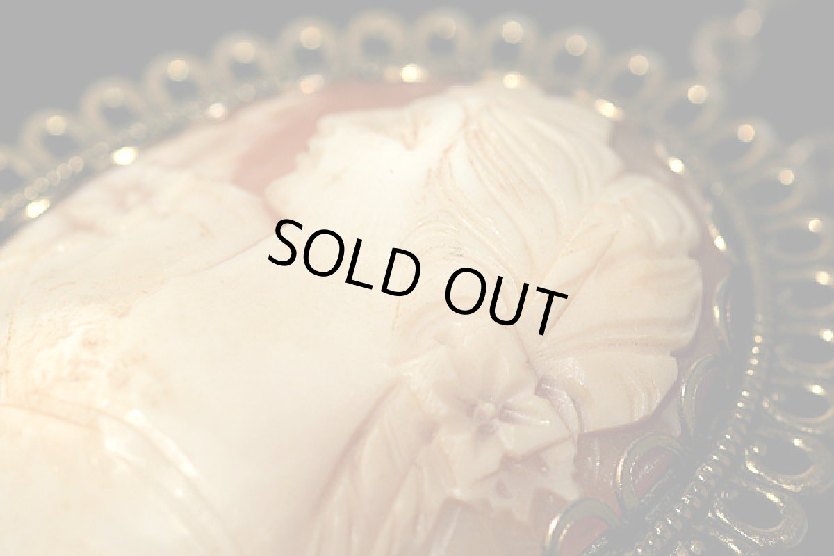 画像10: 英国1960ｓ美しいシェルカメオ2WAY ブローチ&ネックレスヴィンテージジュエリー (10)