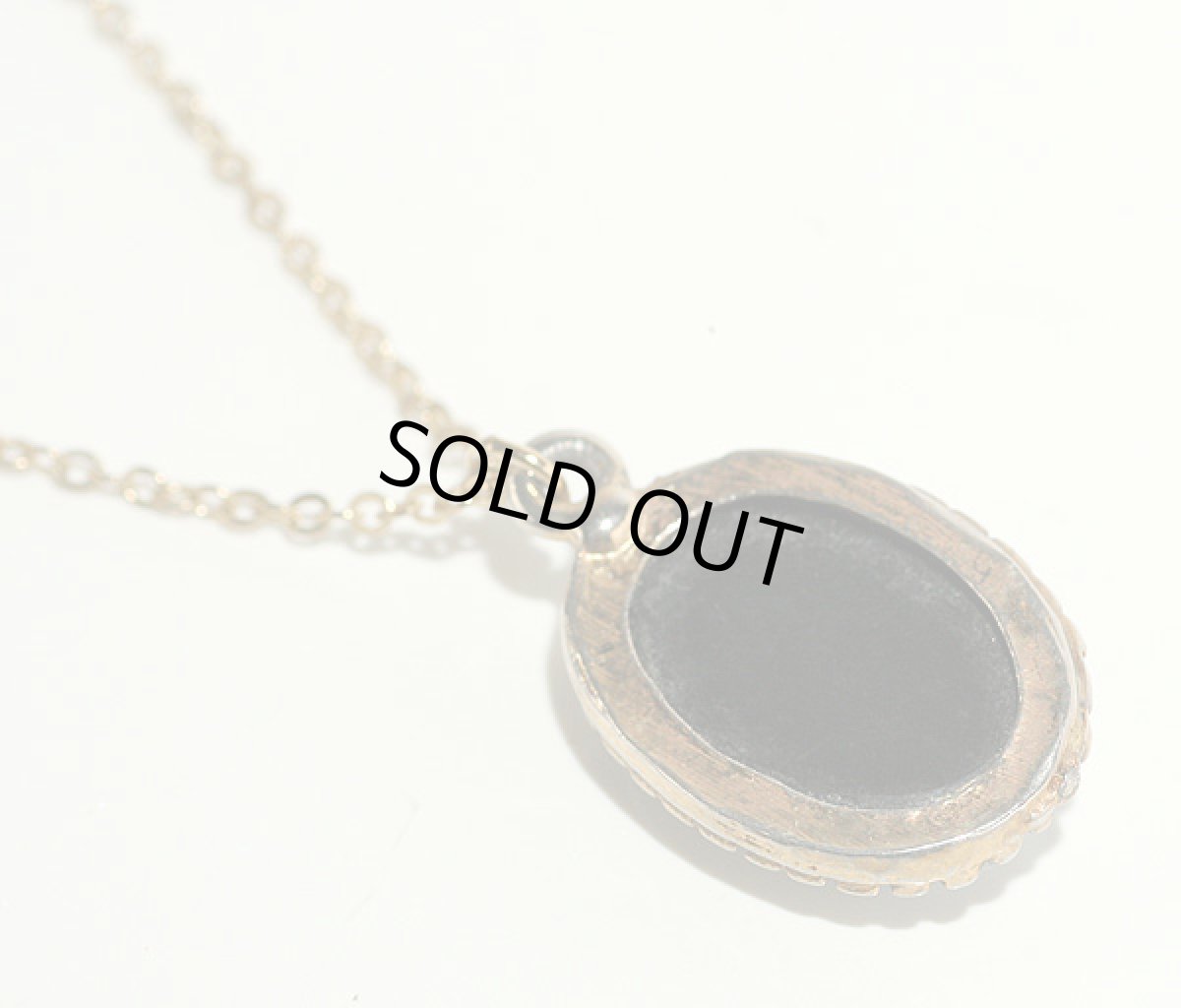 画像6: 1960-80's ブラックガラスカメオのコスチュームジュエリーネックレス  (6)