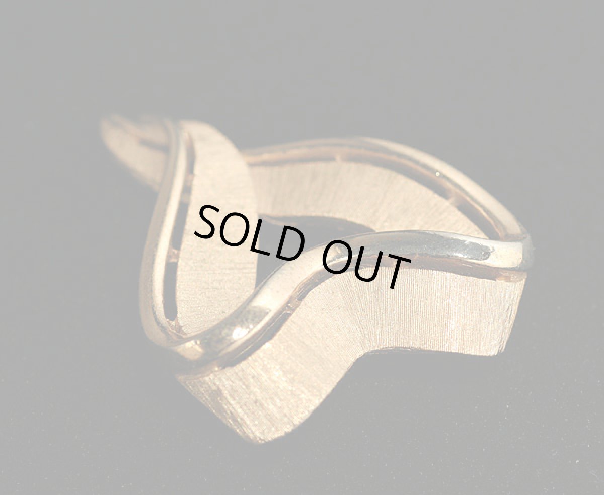 画像5: TRIFARI トリファリ 1970s ヴィンテージブローチ オープンハートリボン (5)