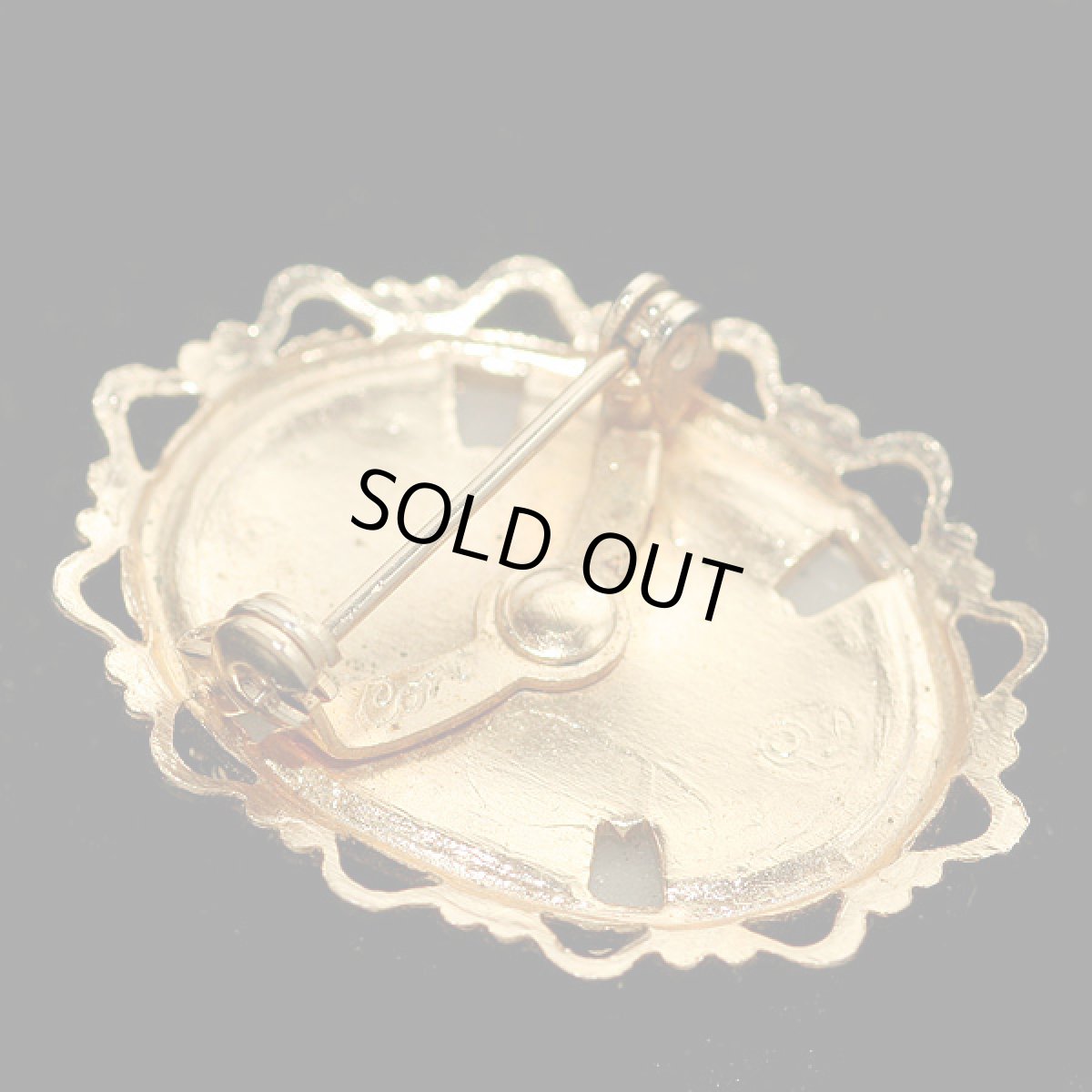 画像7: Coroコロ1950s 天然貝シェルカメオヴィンテージジュエリーブローチ  (7)