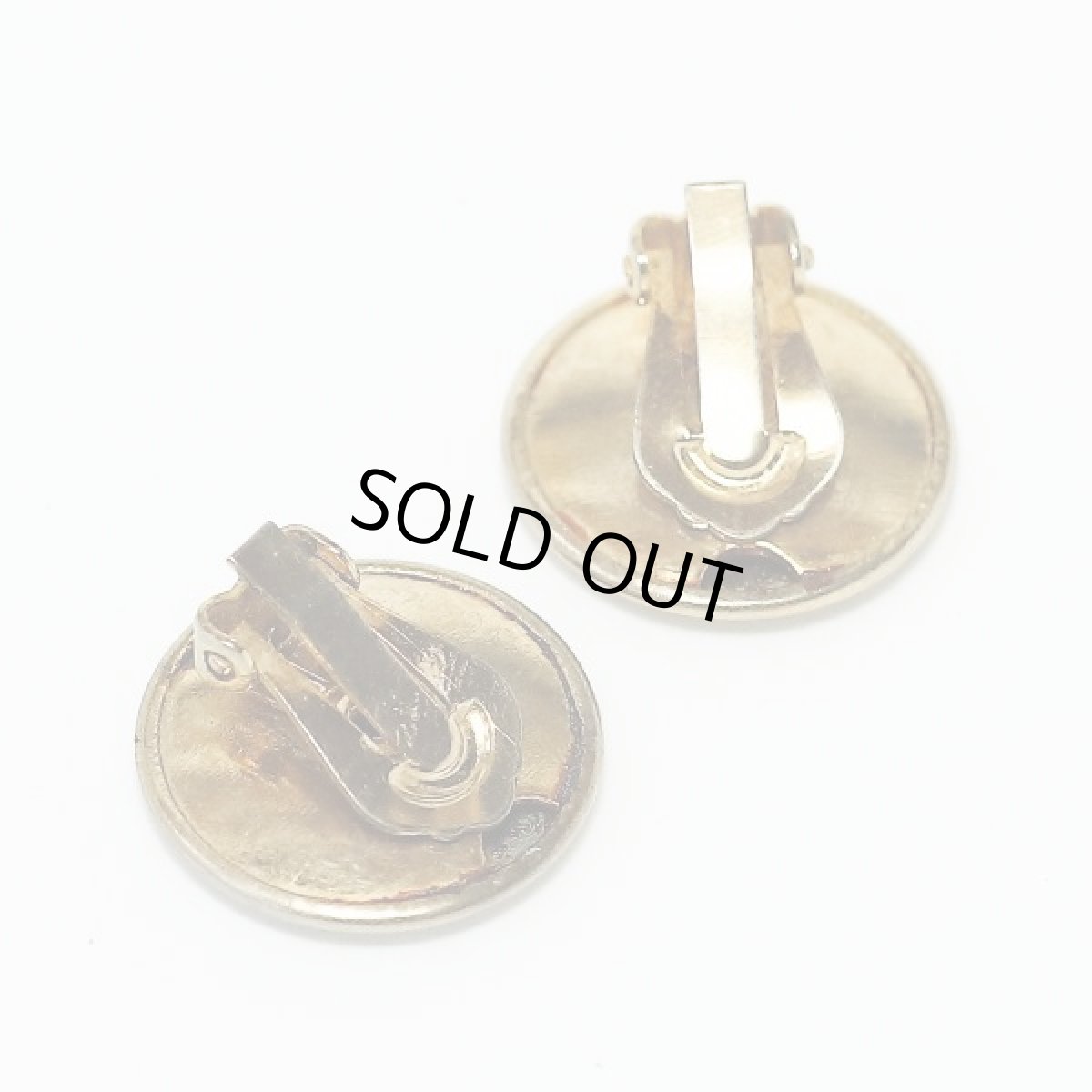 画像3: 1970s シンプルなラウンドデザイン ゴールドプレートのイヤリング クリップ式 (3)