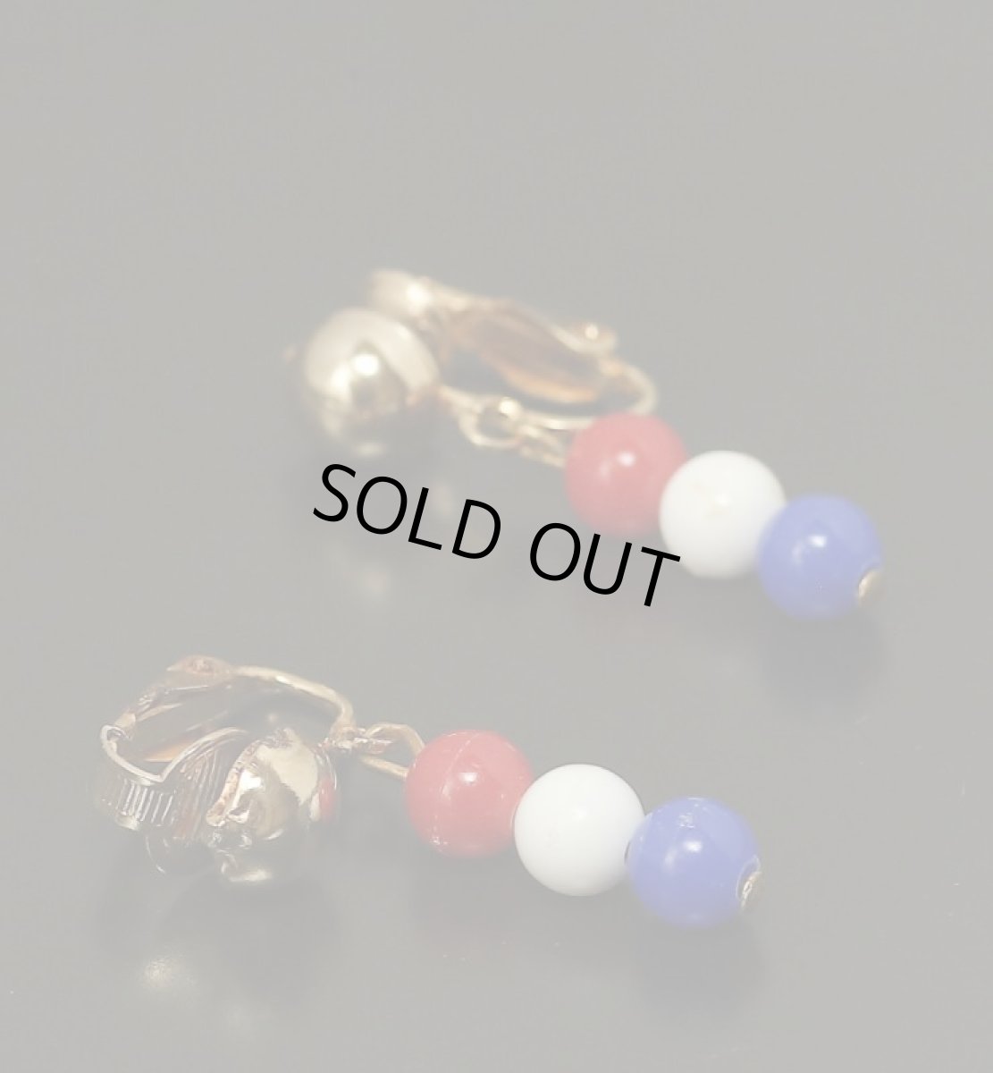 画像2: 1970s フランス国旗トリコロールカラーの可愛いイヤリング クリップ式 (2)