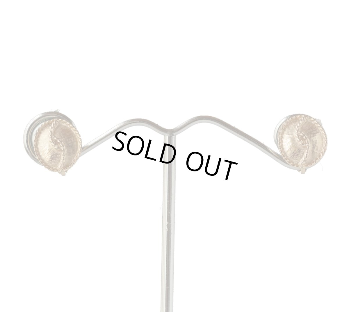 画像3: AVON  エイボン 小さなゴールドプレート 可憐なイヤリング (3)