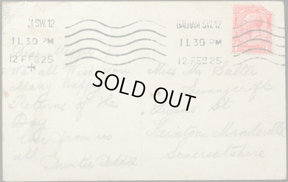 画像2: イギリス 1925年 アンティーク ポストカード 花束を持つ 少女 白黒 (2)