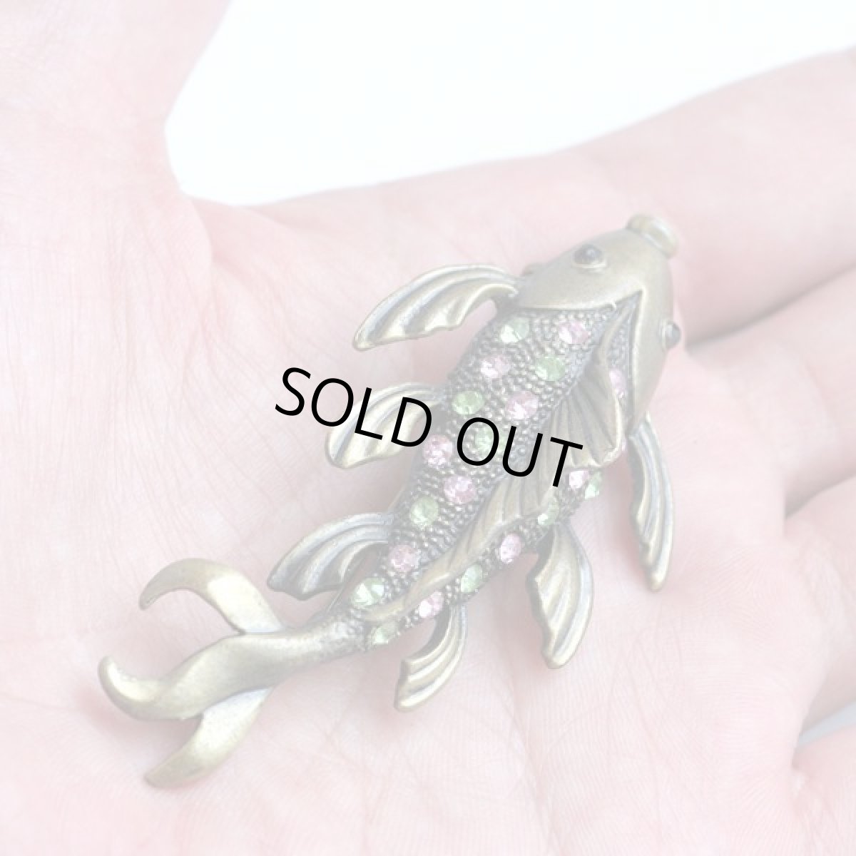 画像6: イギリス ヴィンテージジュエリー ラインストーンフィッシュ ブローチ (6)