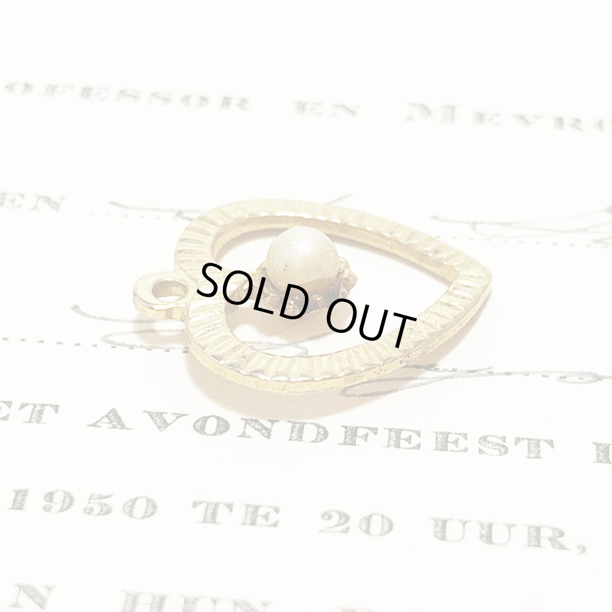 画像4: ビンテージコスチュームジュエリー オープンハート パール ペンダントトップ  (4)