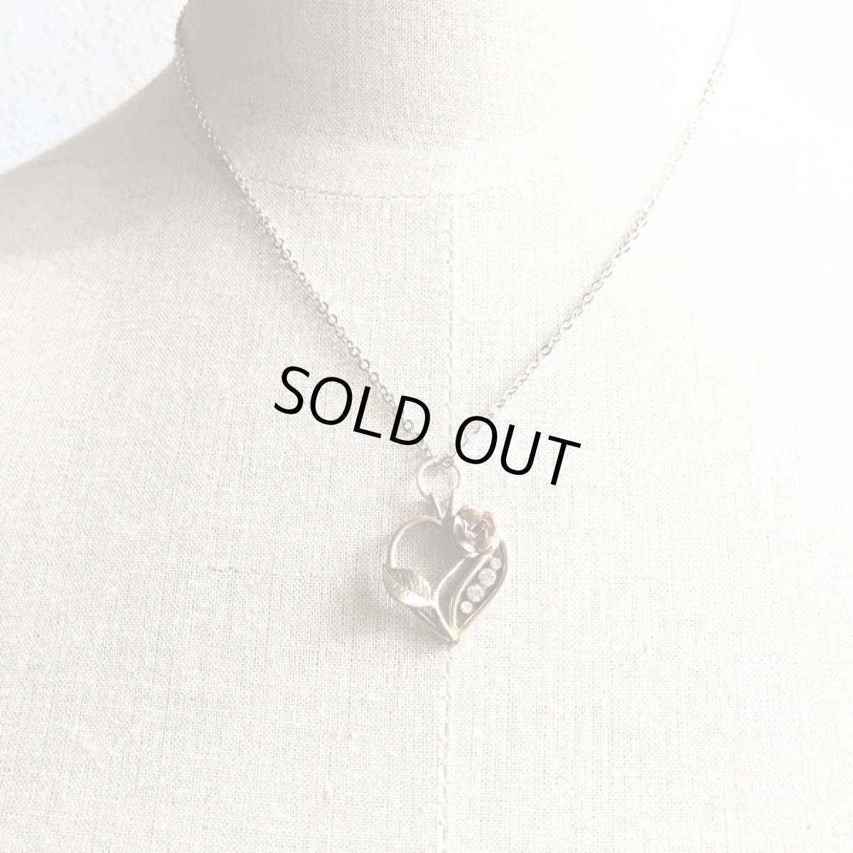 画像10: ビンテージコスチュームジュエリー オープンハート ローズ ペンダントトップ  (10)