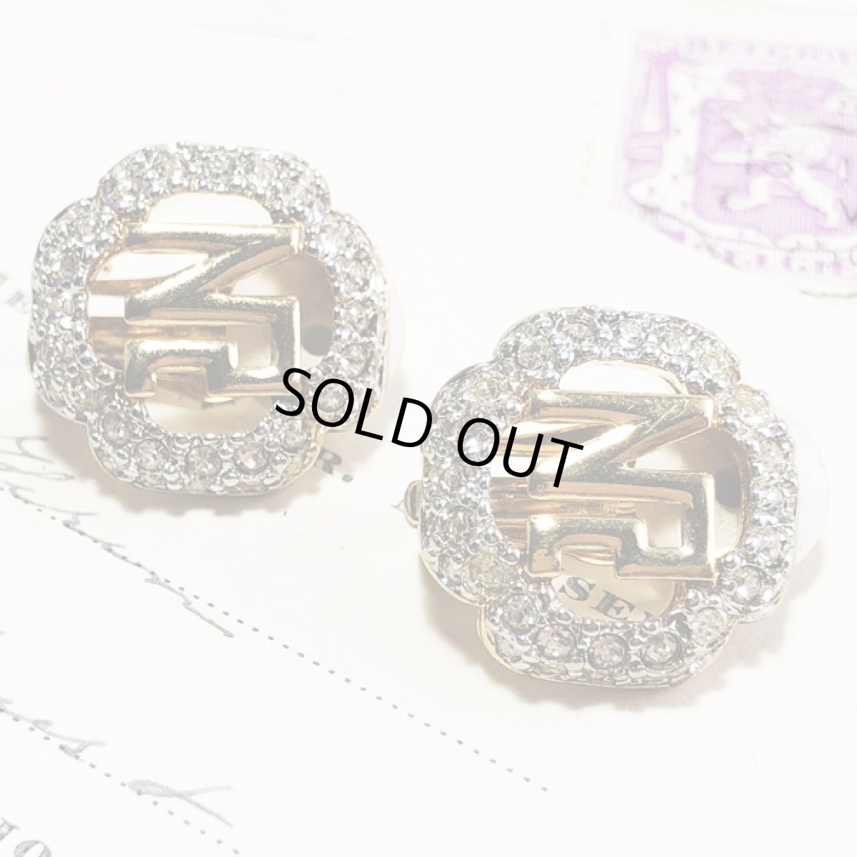 画像9: 運命を変えるヴィンテージイヤリング 刻印NINA RICCIニナリッチ 1970s  クリップ式   NR  (9)