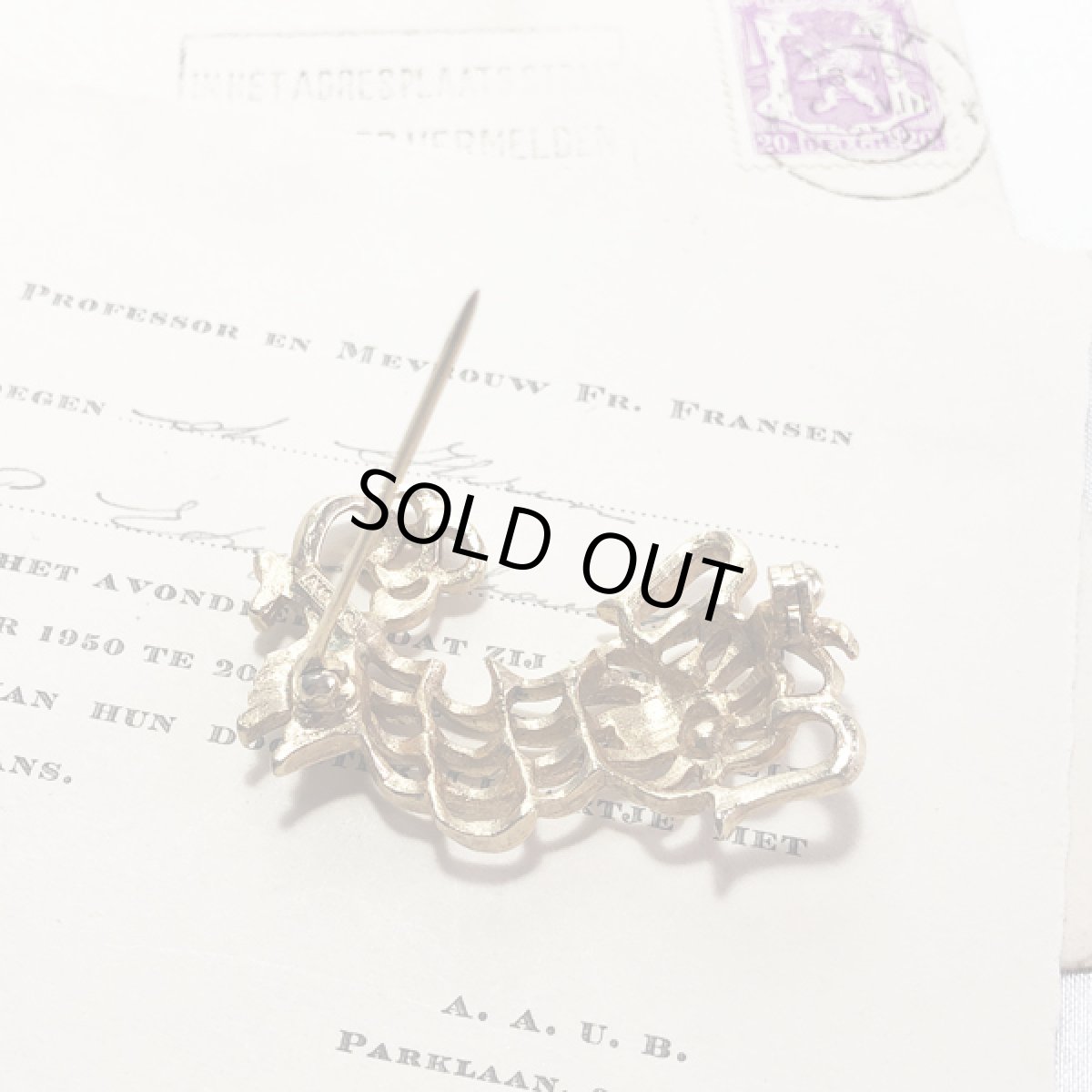 画像7: AVON  エイボン 犬 ドッグ 動物 ヴィンテージブローチ 透かし細工 (7)