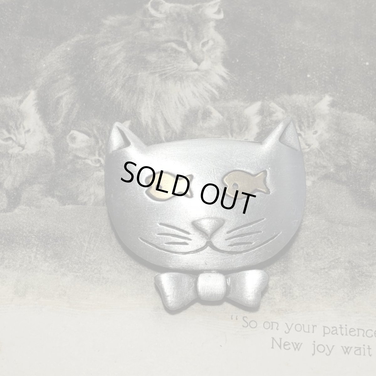 画像2: JJジェイジェイ ヴィンテージジュエリー  魚の目 猫 CAT ねこブローチ (2)