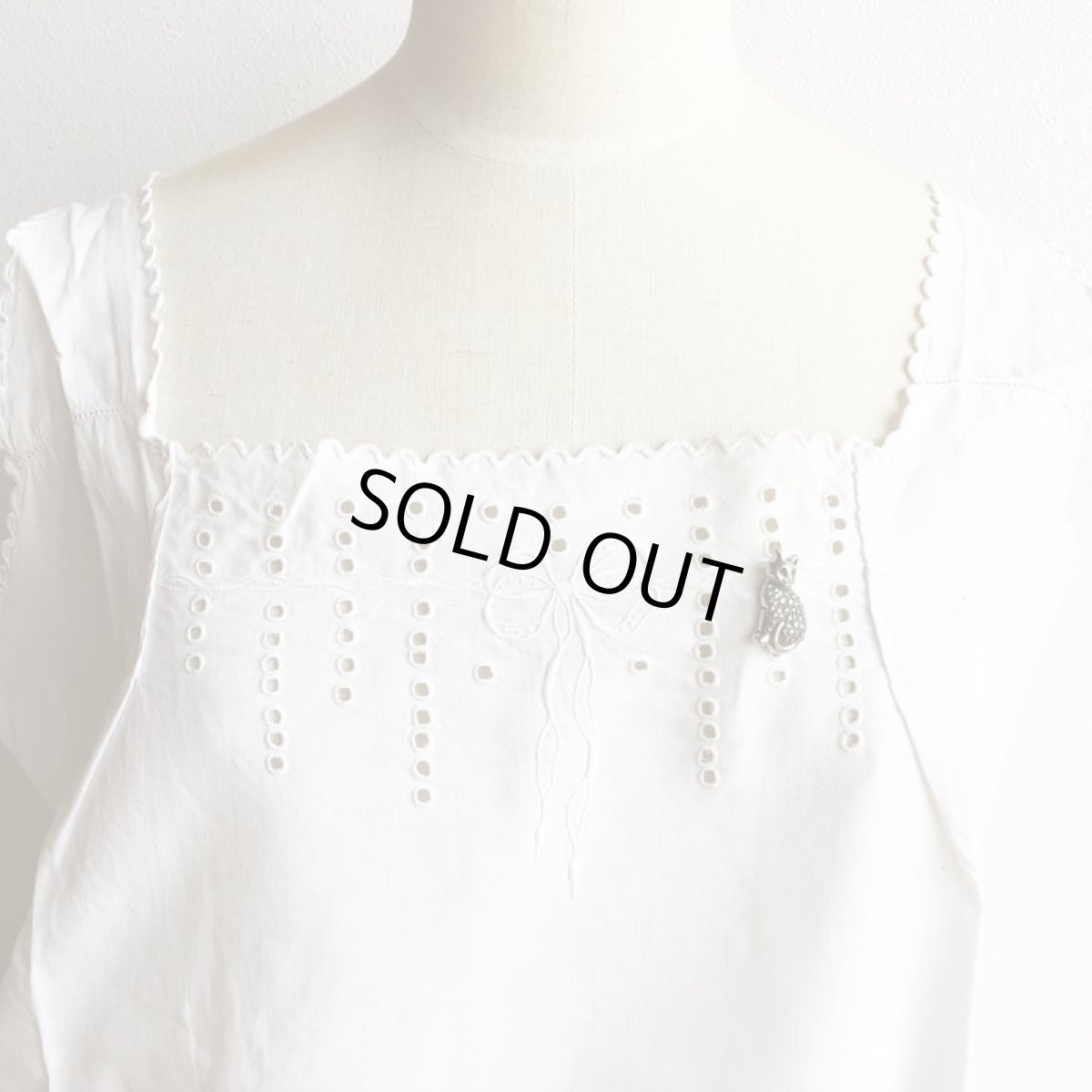 画像10:  英国ヴィンテージ 猫 CAT ねこピンブローチ (10)