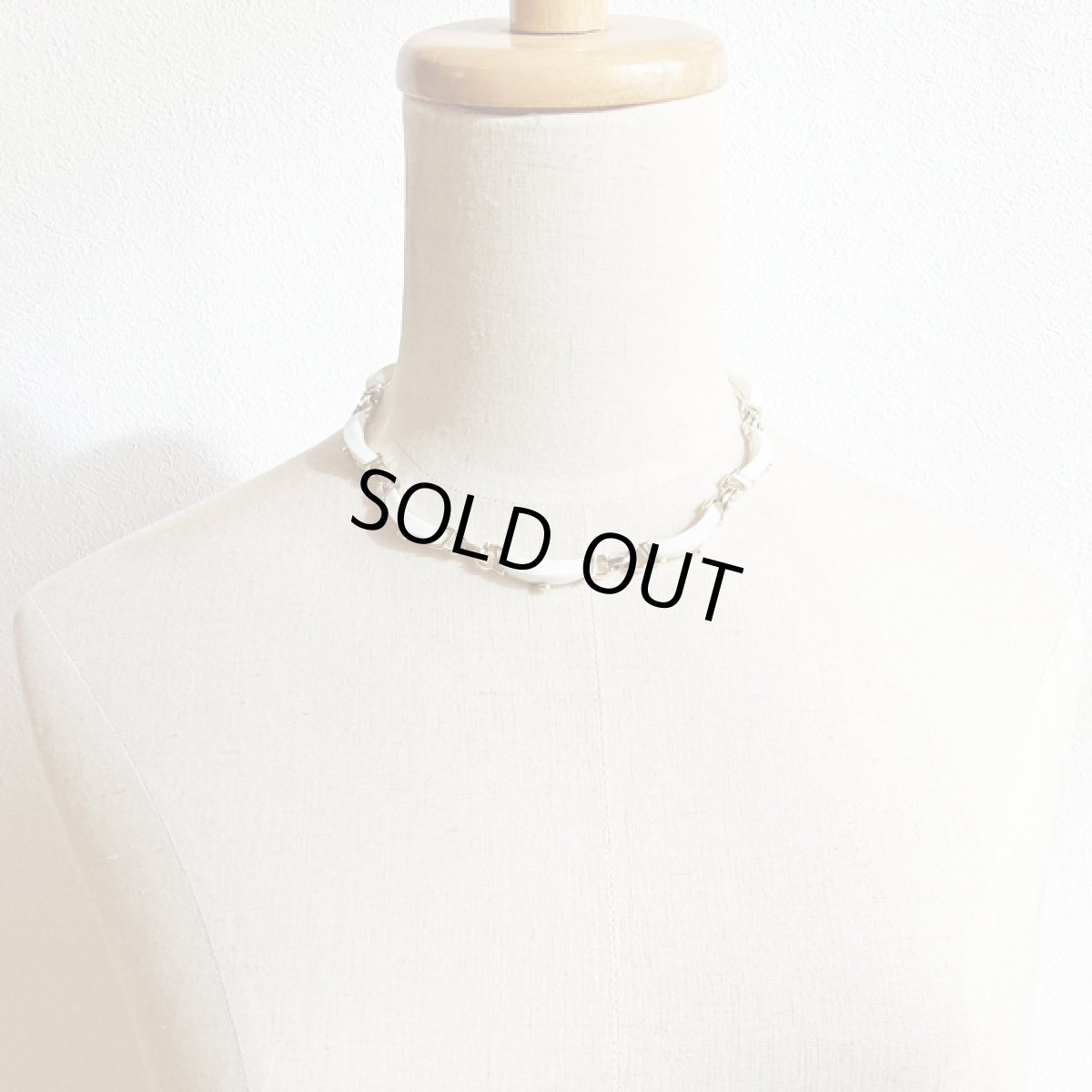 画像12: SARAH COV サラコベントリー ビンテージジュエリー ホワイトネックレス (12)