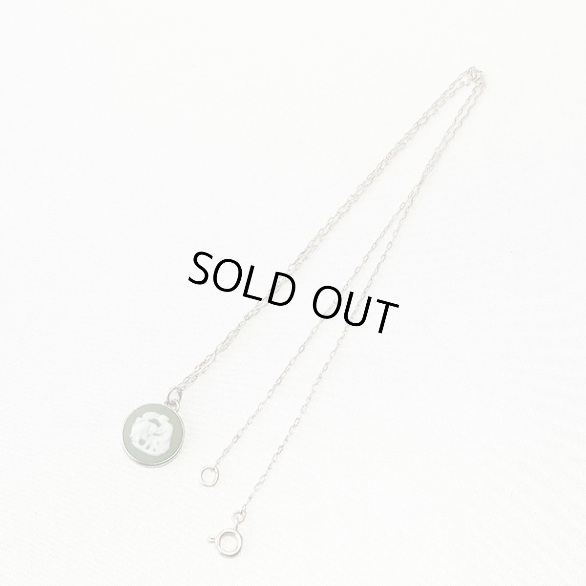 画像8: 〈WEDGWOOD〉1937年シルバー ホールマークジャスパー カメオネックレス　アンティークネックレス (8)