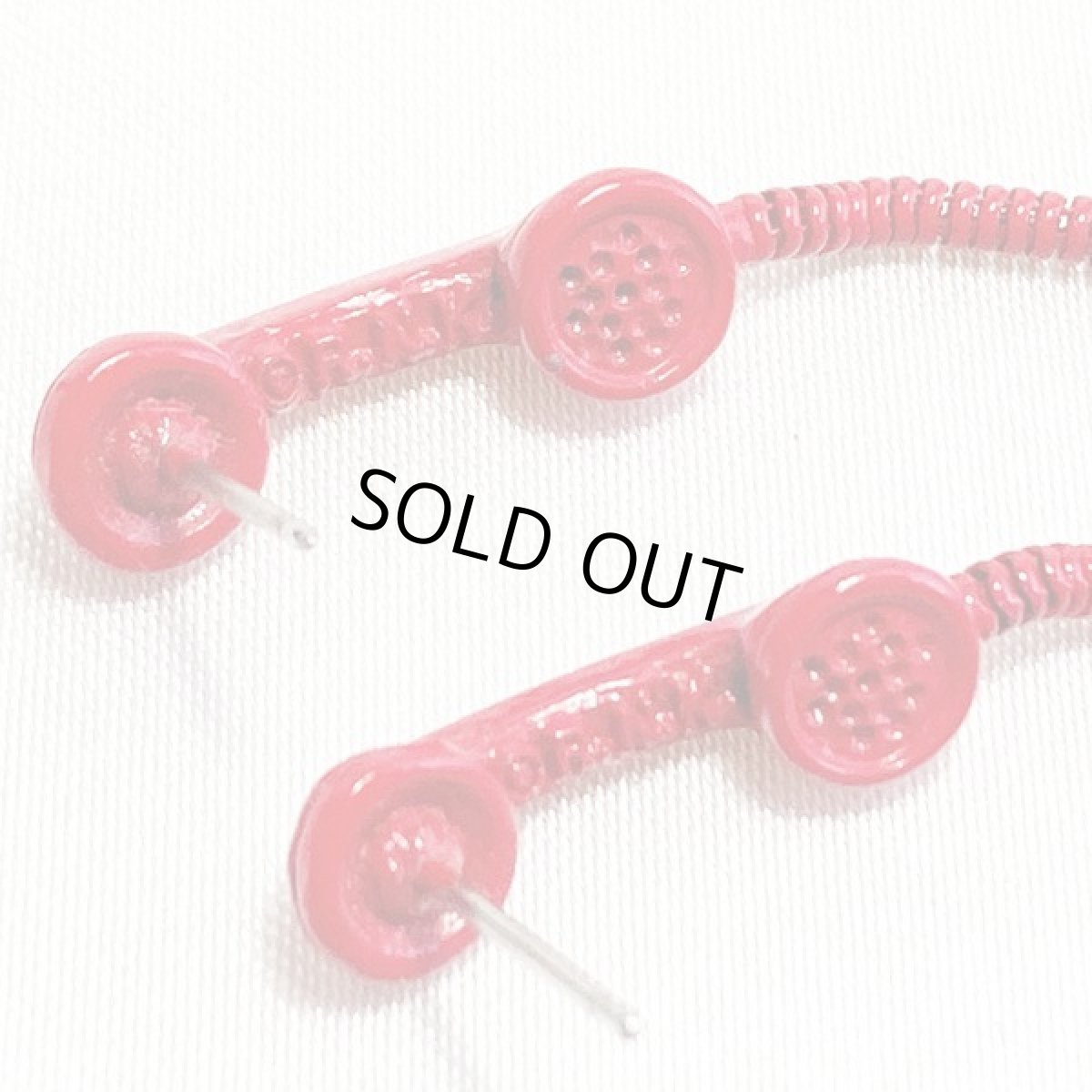 画像4: R.N.K 真っ赤な受話器のビンテージピアス   (4)