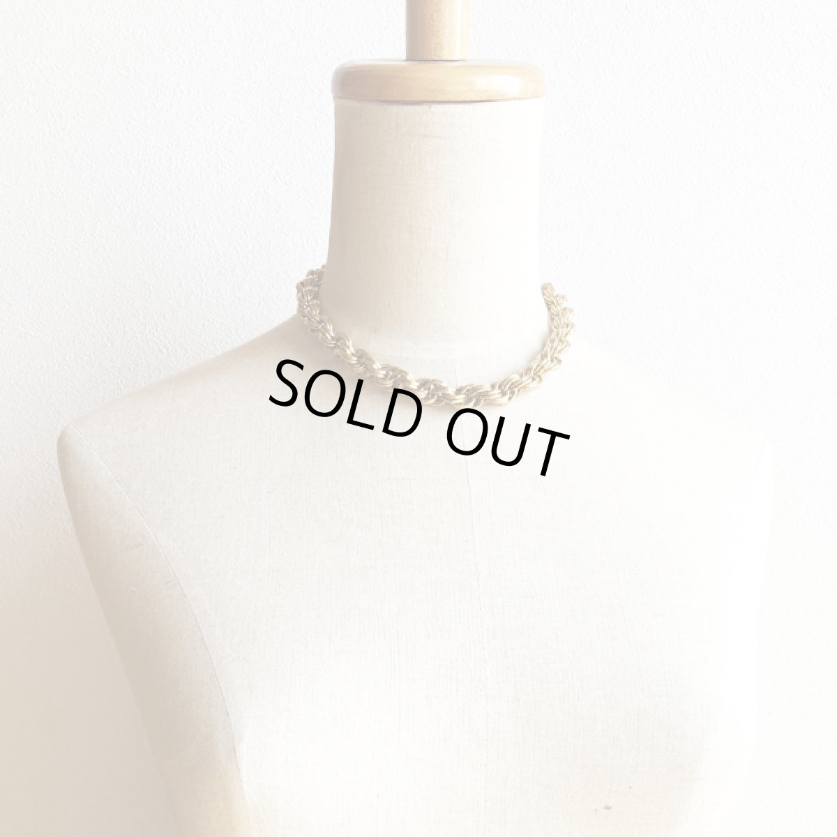 画像8: AVON エイボン  存在感のある ヴィンテージチェーンネックレス (8)