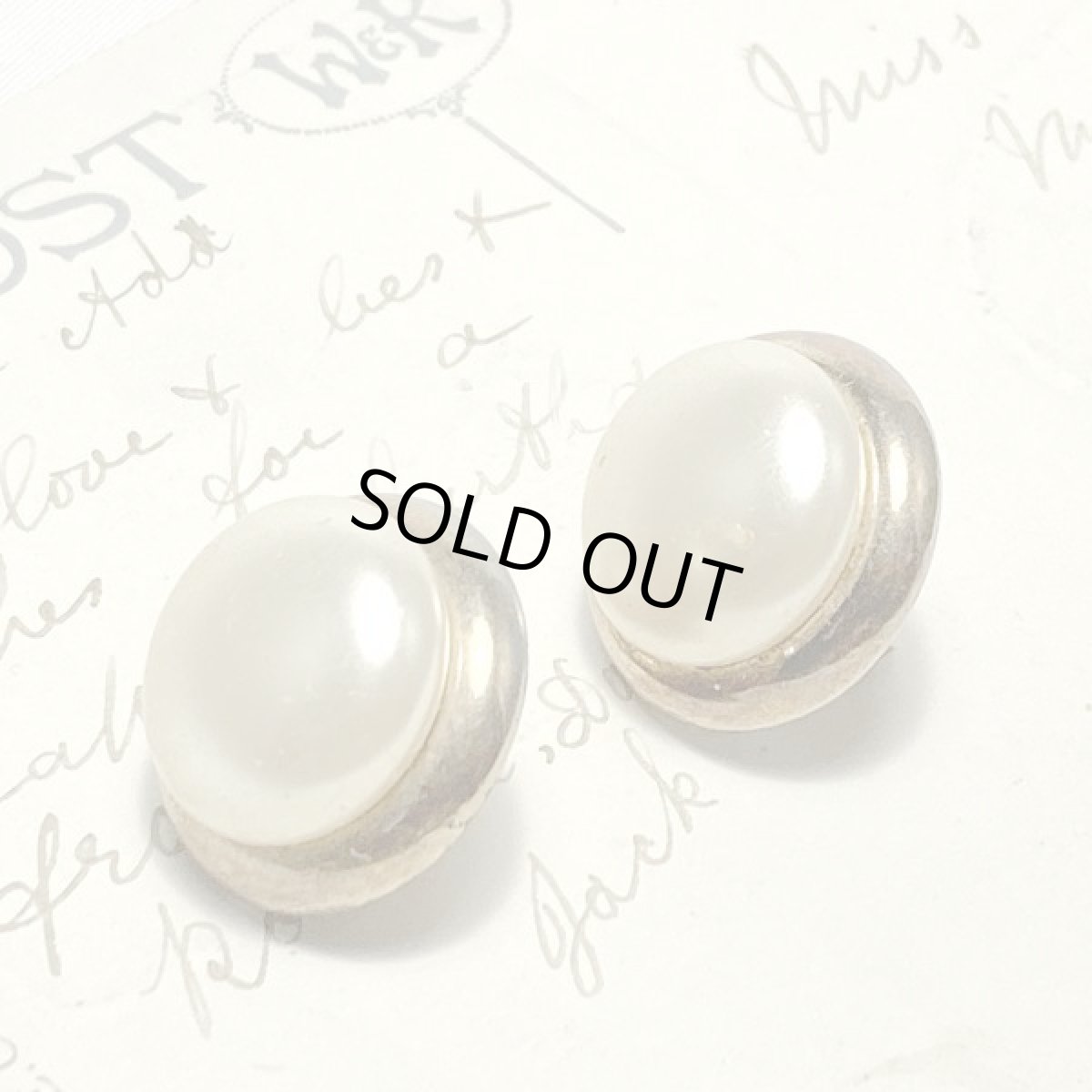 画像3: Trifari トリファリ ころんと可愛いフェイクパール イヤリング  ビンテージジュエリー  (3)