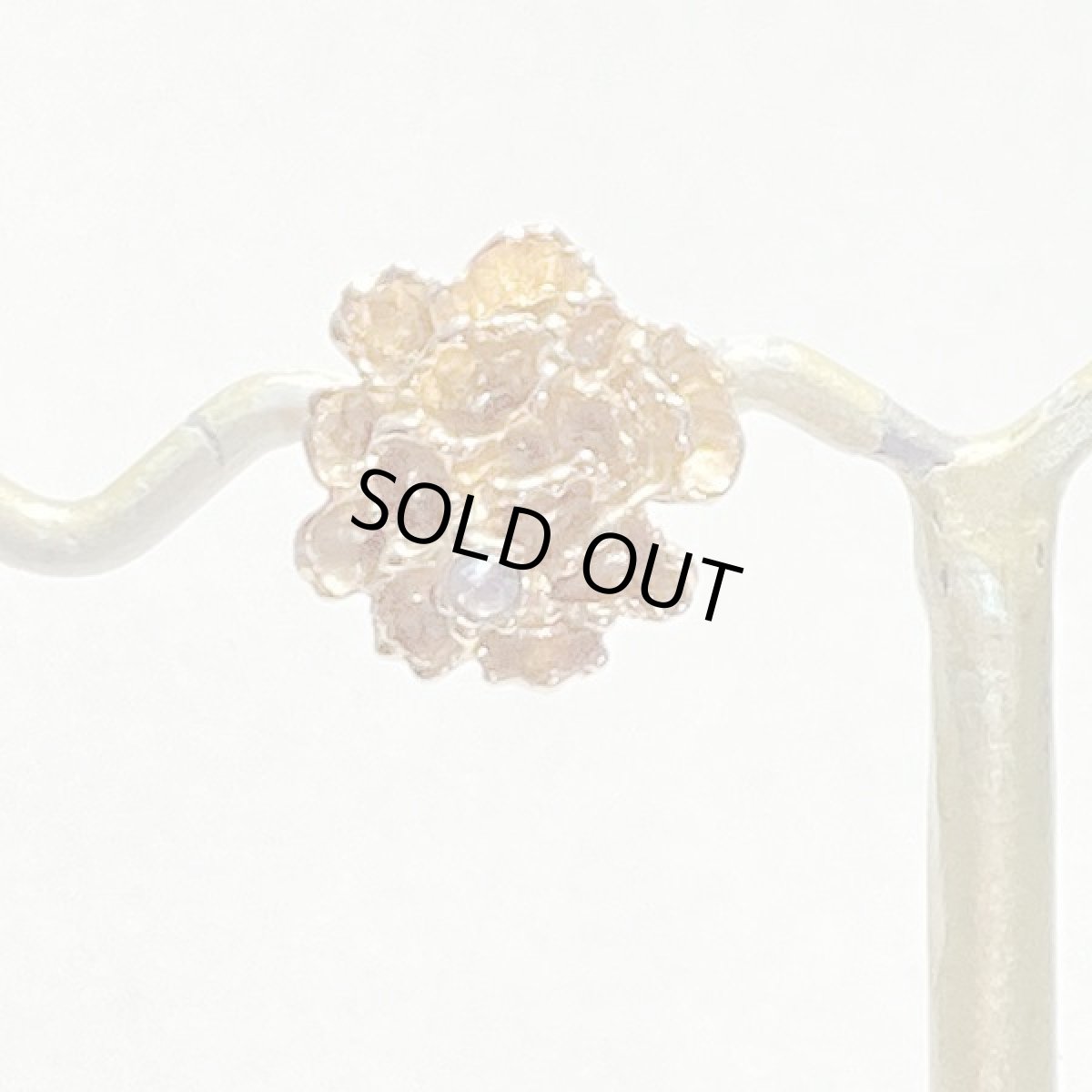 画像14: AVON エイボン フラワーデザインの可愛いゴールドプレート イヤリング クリップ式 (14)