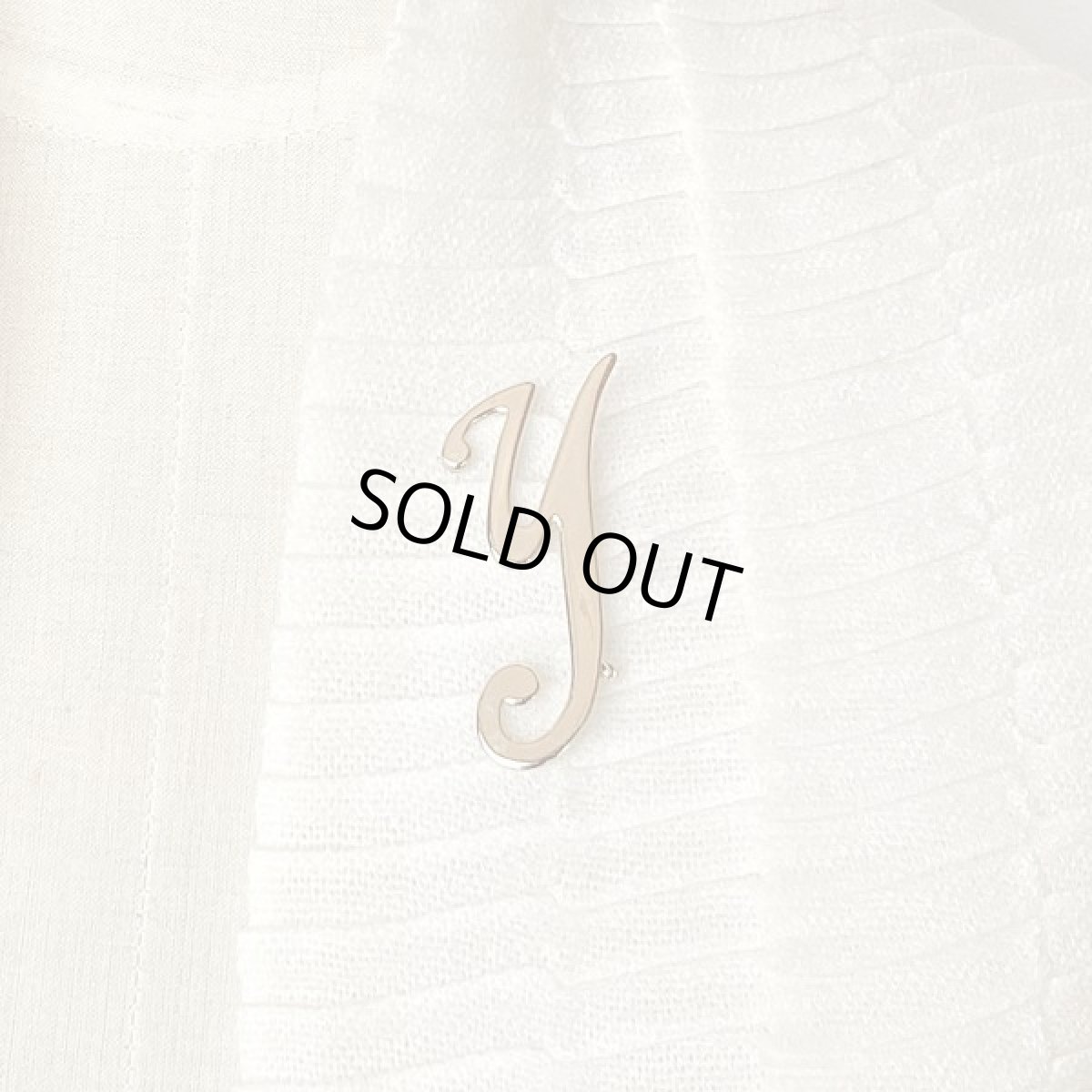 画像6: 1970s Y スクリプトyゴールドプレートのブローチ (6)