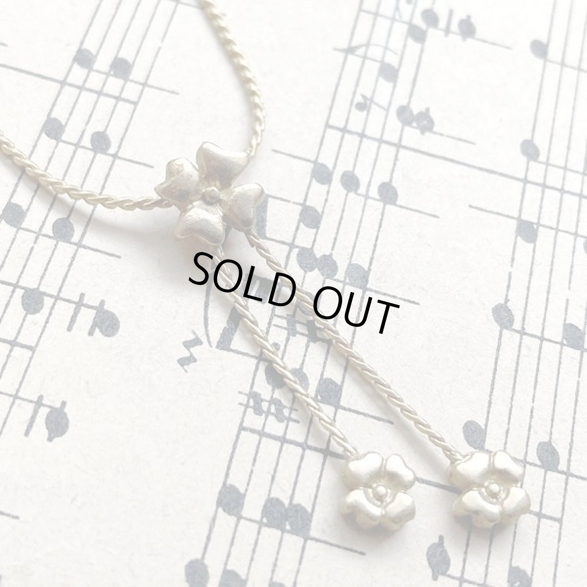 画像5: CITATION 軽やかに揺れるフラワーのペンダントヴィンテージネックレス (5)