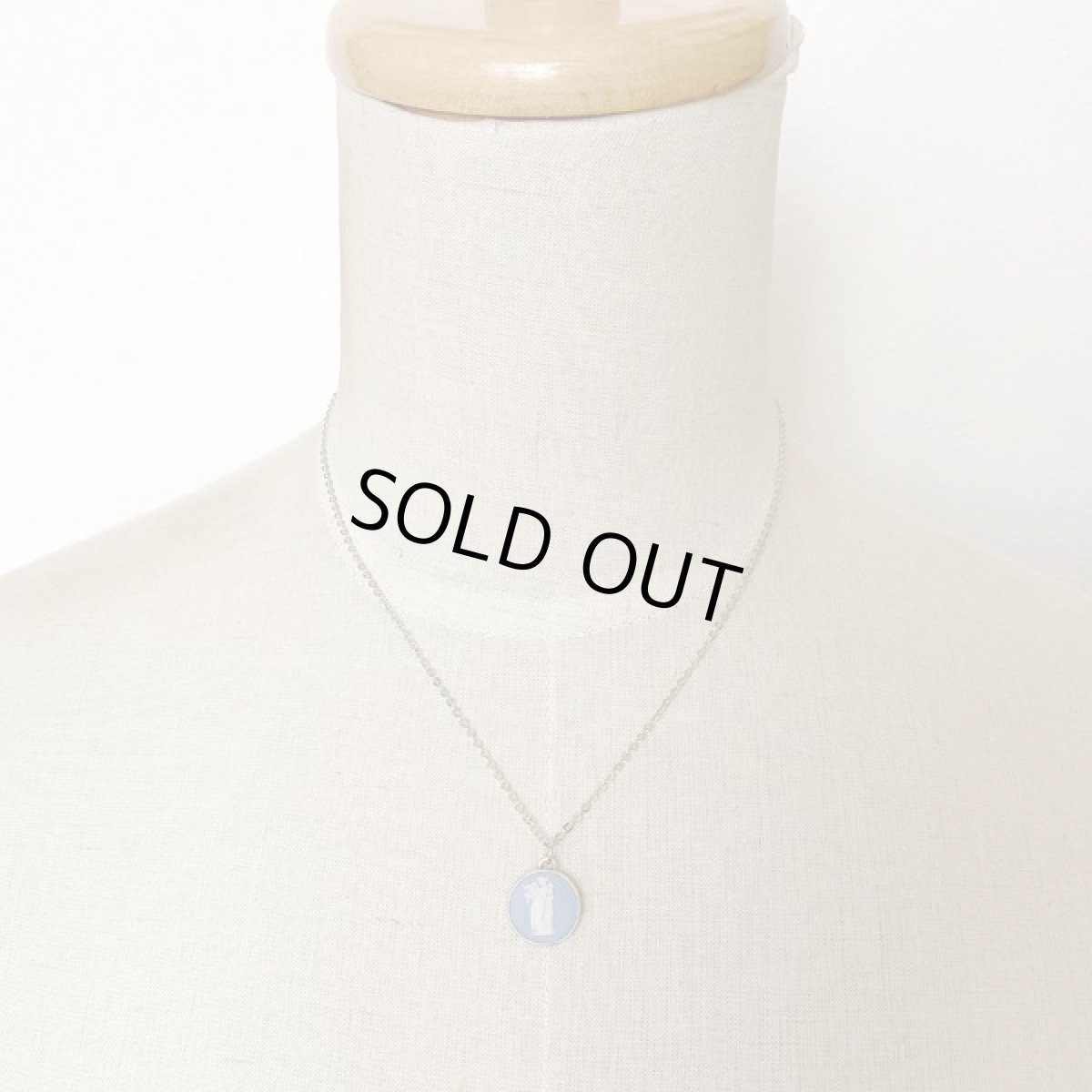 画像2: WEDGWOOD ウェッジウッド シルバーSILVERJW ジャスパー ジャスパーブルー ヴィンテージネックレス 円形 (2)