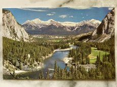 画像1: カナダ 海外ヴィンテージポストカード ボウバレーとボウ湖 バンフ国立公園 レトロポストカード通販 古いアンティークはがき (1)