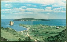 画像1: 1952年消印 切手 海外ヴィンテージポストカード ボナベンチャー島 Bonaventure Island and Percé Rock 世界のアンティーク絵葉書 レトロ雑貨 (1)