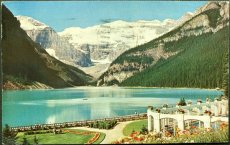 画像1: 1963年消印 切手 海外ヴィンテージポストカード レイクルイーズ:レフロイ山 Lake Louise: Mount Lefroy 世界のアンティーク絵葉書 昔のポストカード (1)