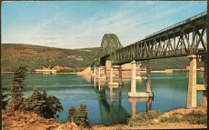 画像1: 1962年消印 切手 海外ヴィンテージポストカード ブラスドールブリッジ THE BRAS d'OR BRIDGE 世界のアンティーク絵葉書 昔のポストカード (1)