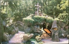 画像1: 1961年消印 海外ヴィンテージポストカード Notre-Dame Du Cap Shrine 世界のアンティーク絵葉書 昔のポストカード (1)