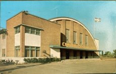 画像1: 1973年消印 切手 海外ヴィンテージポストカード センタースポルティフラヴァル centre sportif laval 世界のアンティーク絵葉書 昔のポストカード (1)