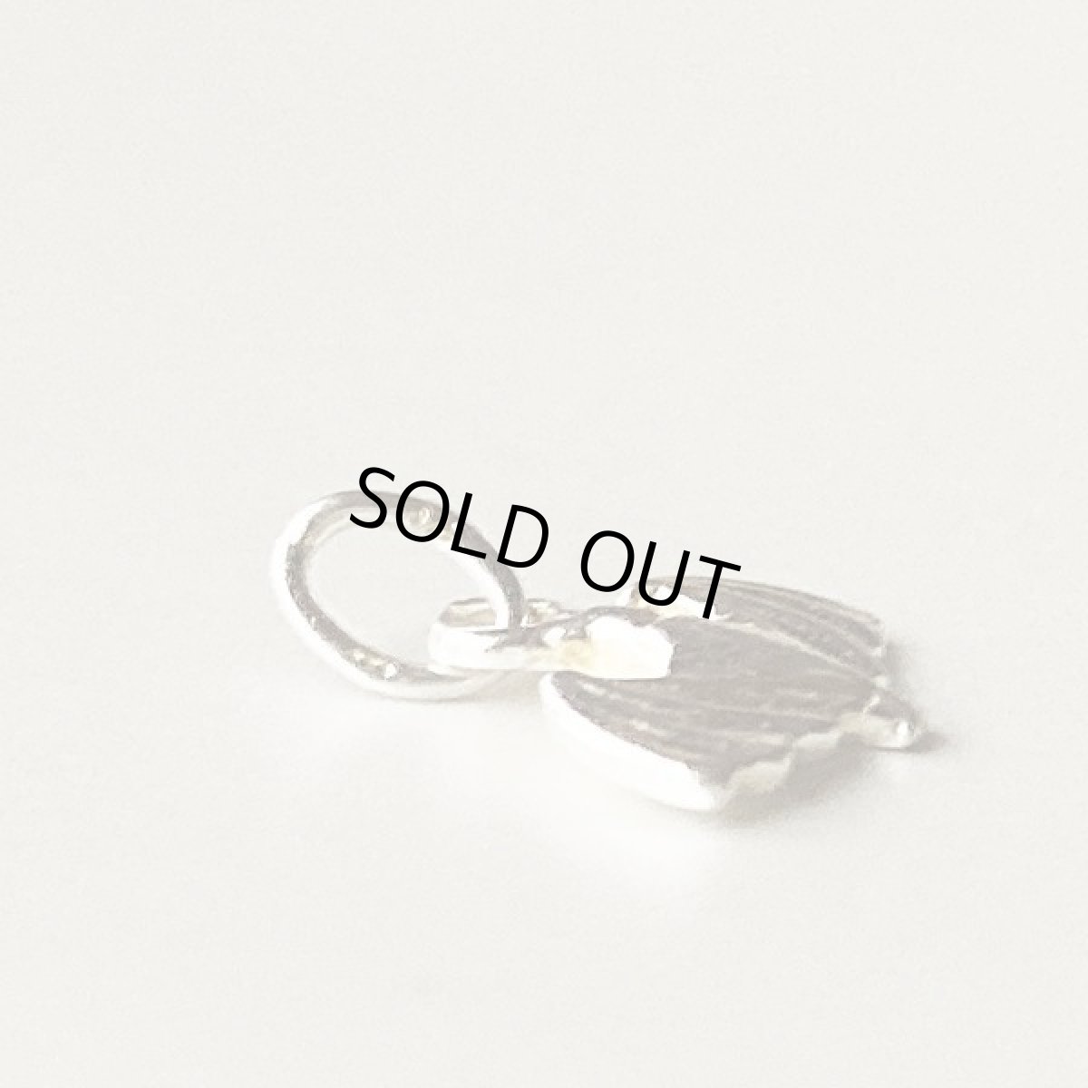 画像3: ヴィンテージ シルバー チャーム コウモリ アンティーク 刻印925 (3)