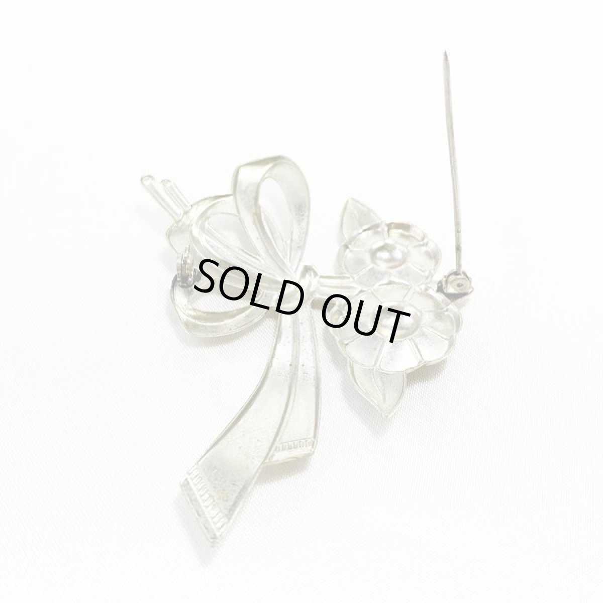 画像8: アメリカ 1960年代 リボンとフラワーのヴィンテージ ブローチ アンティークアクセサリー (8)