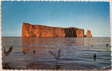 画像1: 1970年消印 切手 海外ヴィンテージポストカード PERCE Quebec CANADA 世界のアンティーク絵葉書 昔のポストカード (1)