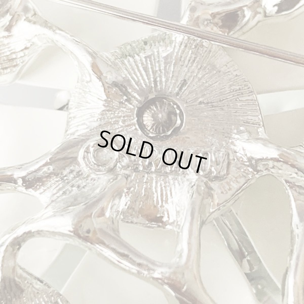 画像5:  SARAH COV サラコベントリー スノーフラワー ブローチ  (5)