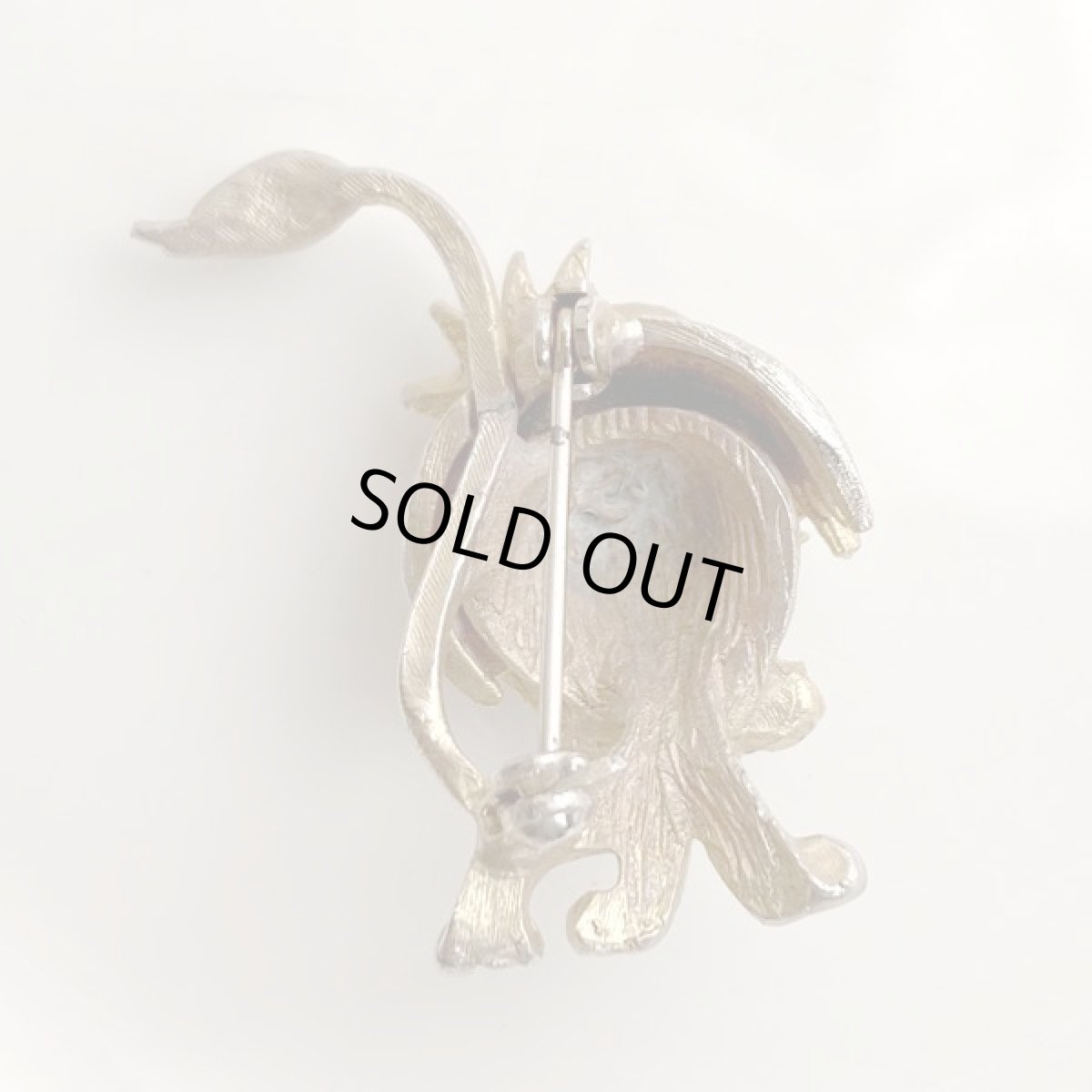 画像9: 英国 ユニークな表情のライオンブローチ ヴィンテージジュエリー 動物アクセサリー アニマル (9)