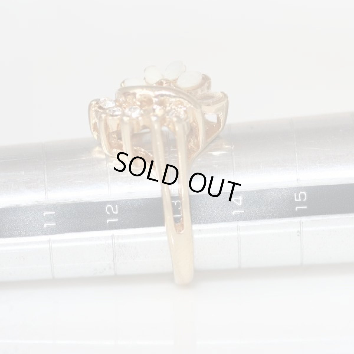 画像8: アメリカ ヴィンテージリング オパールカラー 立体的なデザイン 13号 指輪 レディース (8)