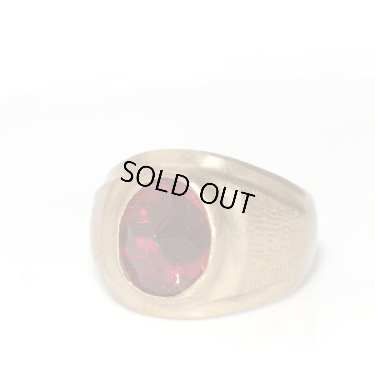 画像14: アメリカ ヴィンテージ 刻印18K レッドガラスリング メンズ指輪 18号 デザインリング (14)