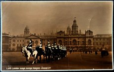 画像1: イギリス 1942年 27 FEB 1942 消印・切手あり アンティークポストカード LONDON HORSE GUARDS PARADE (1)