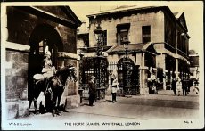 画像1: イギリス 1922年 消印・切手あり アンティークポストカード THE HORSE GUARDS, WHITEHALL. LONDON (1)