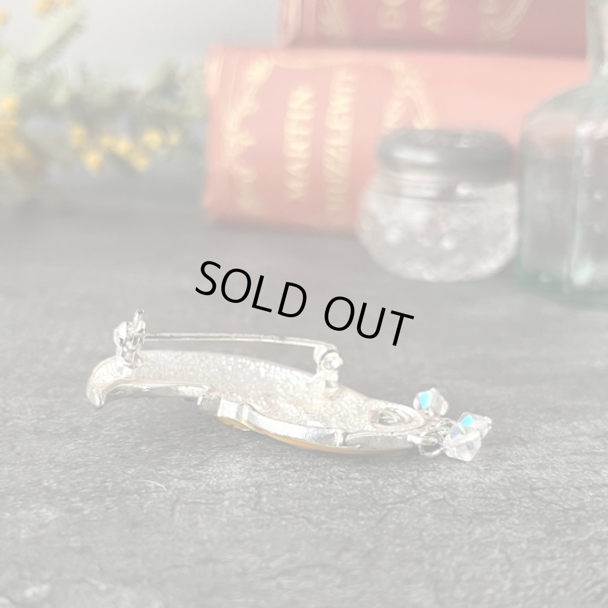 画像9: アメリカ ヴィンテージブローチ 月と眠る猫  エナメル細工 CAT 猫ジュエリー (9)