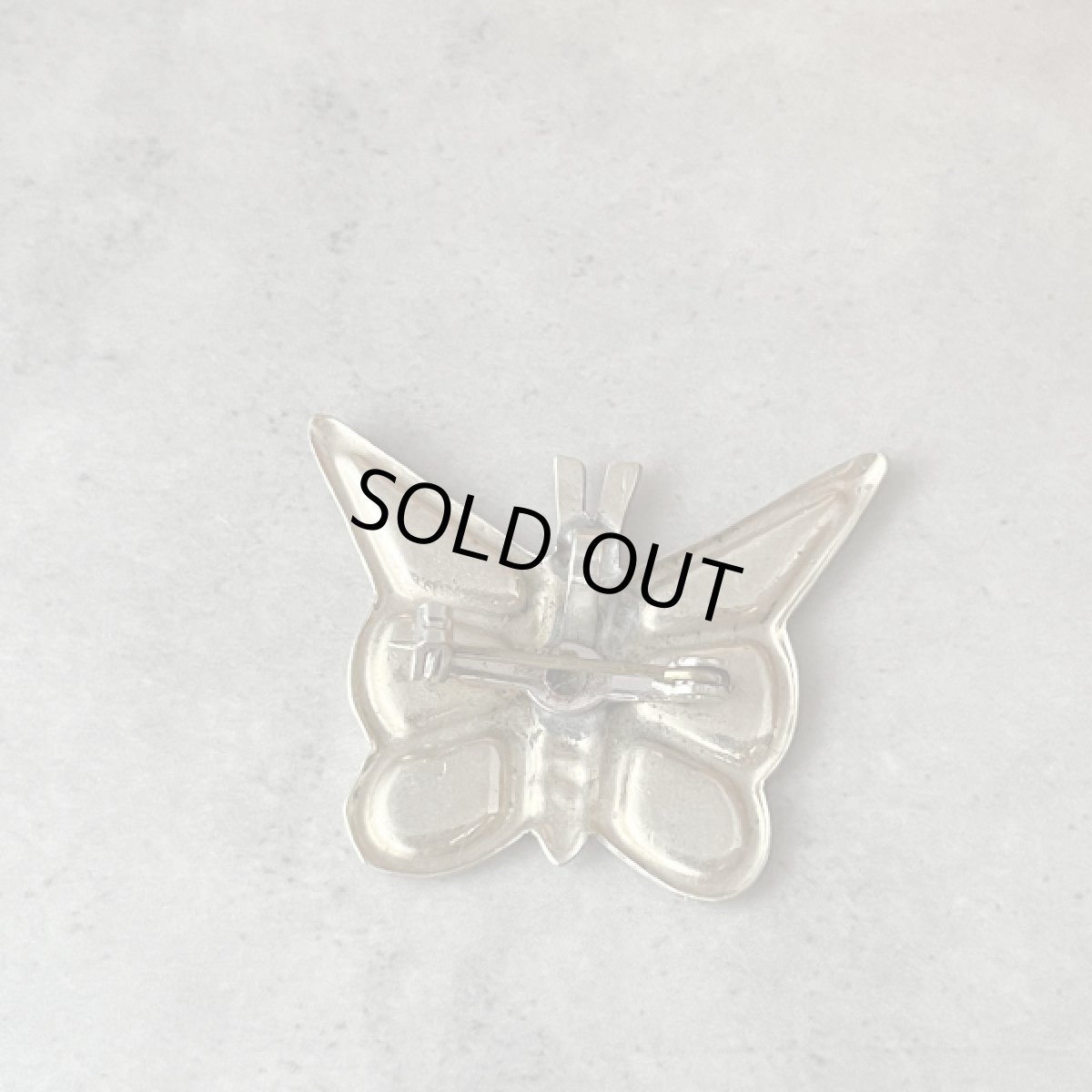 画像5: 英国ヴィンテージブローチ 天然貝アバロン貝 優雅な蝶 (5)