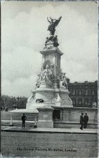 画像1: 英国 アンティークポストカード The Queen Victoria Memorial London (1)